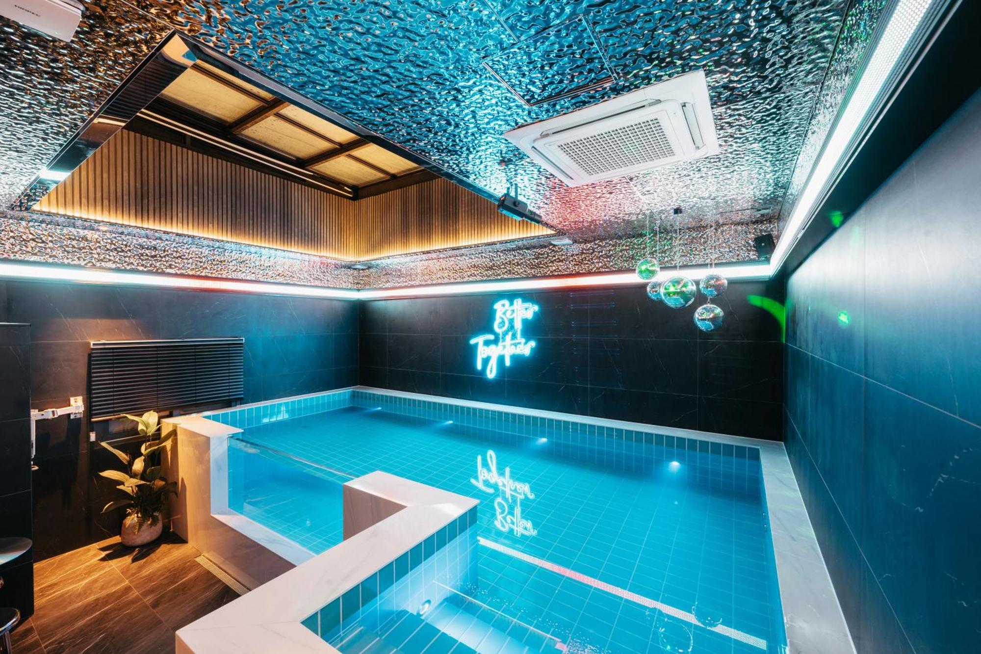 Cozy Tree Hotel Seomyeon Busan Dış mekan fotoğraf